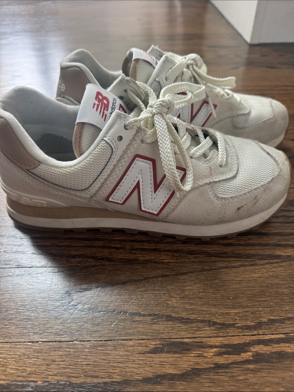 New Balance 574 Cream Sneakers with red Logo